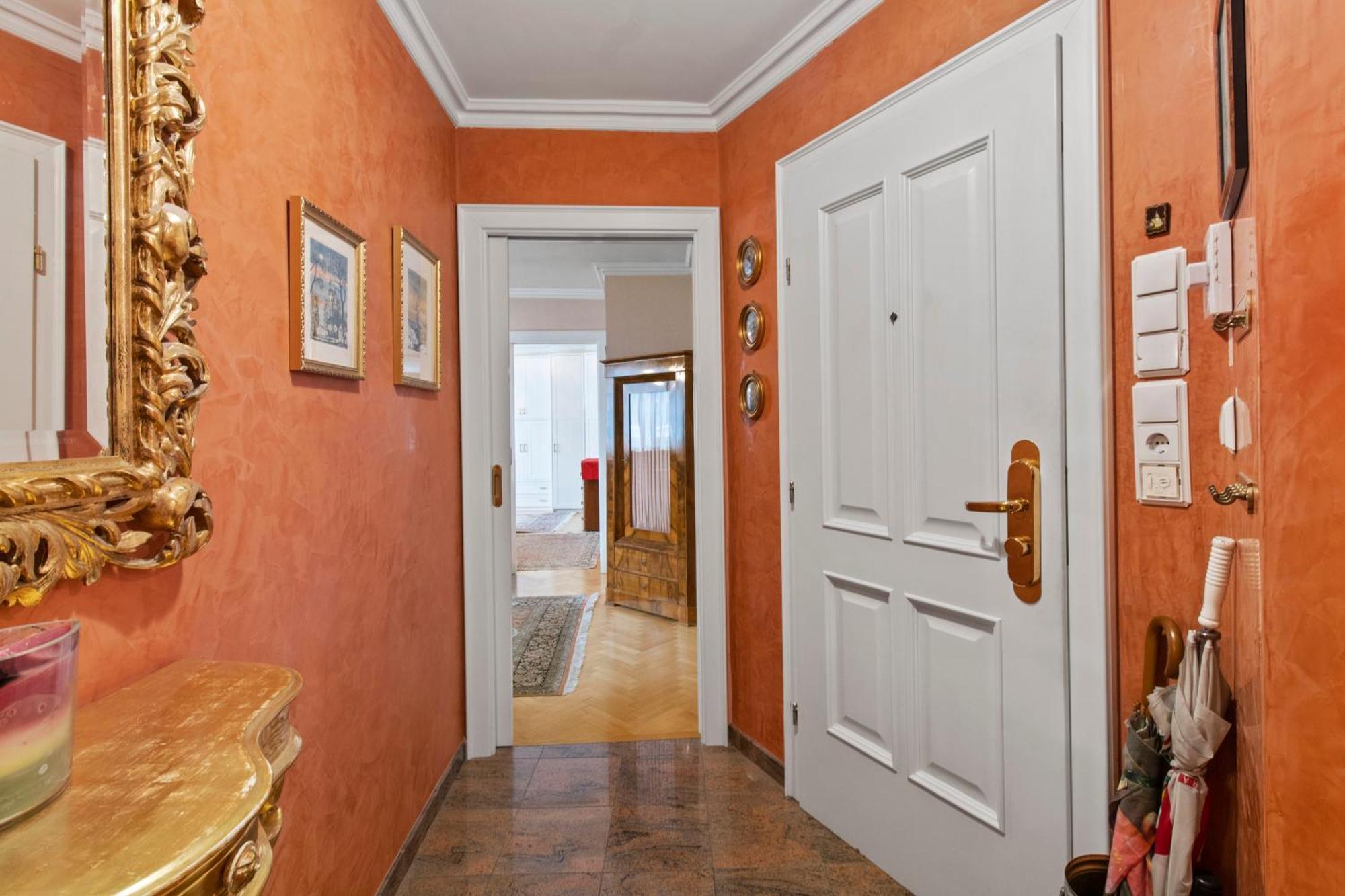 Apartment Penthouse With Stephen Cathedral View
