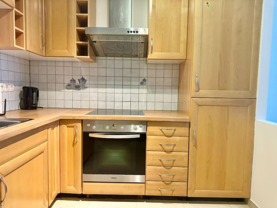 90 M2 Maisonette With Free Parking * Vienna