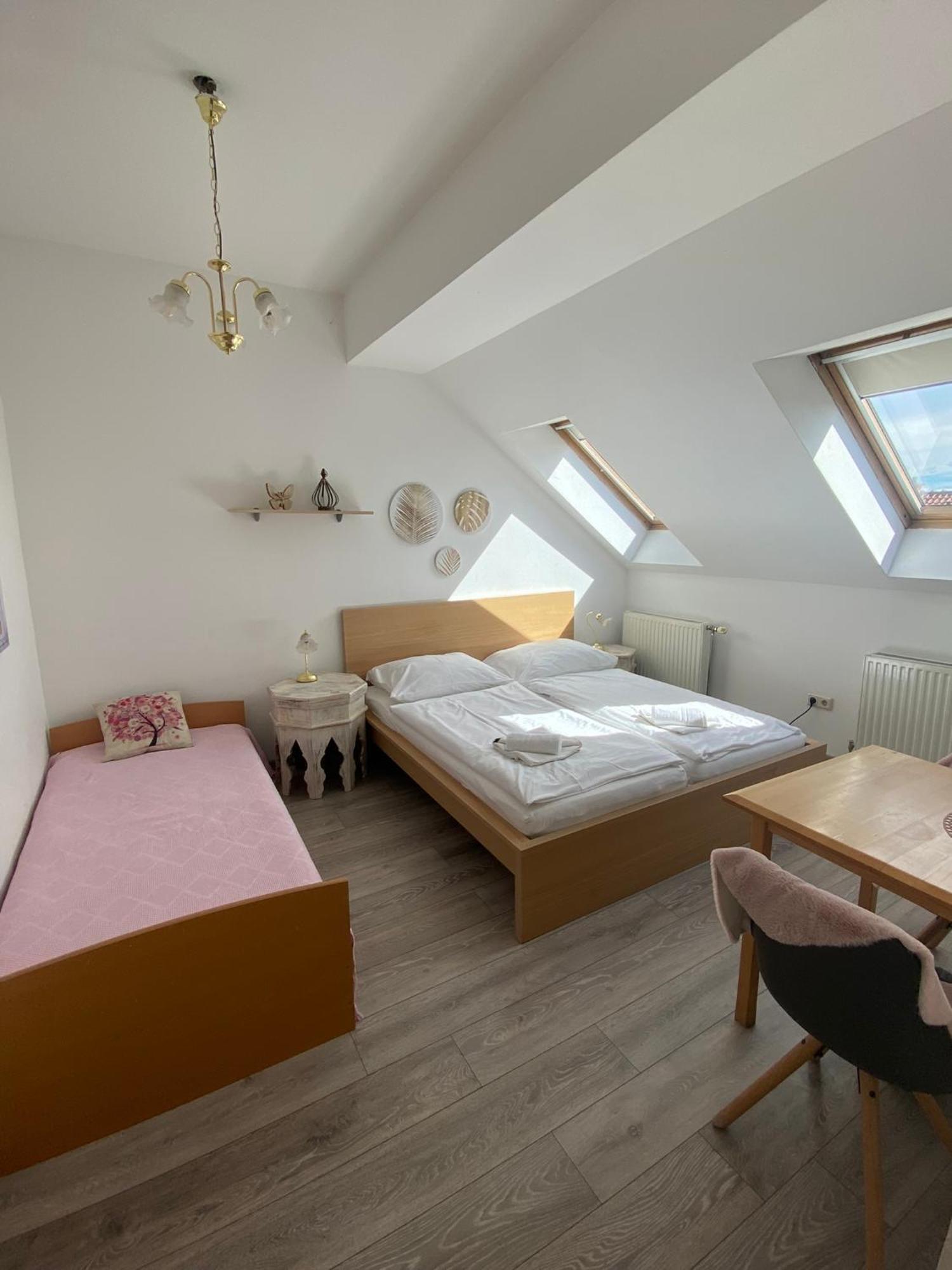 Lizzi 3* Vienna