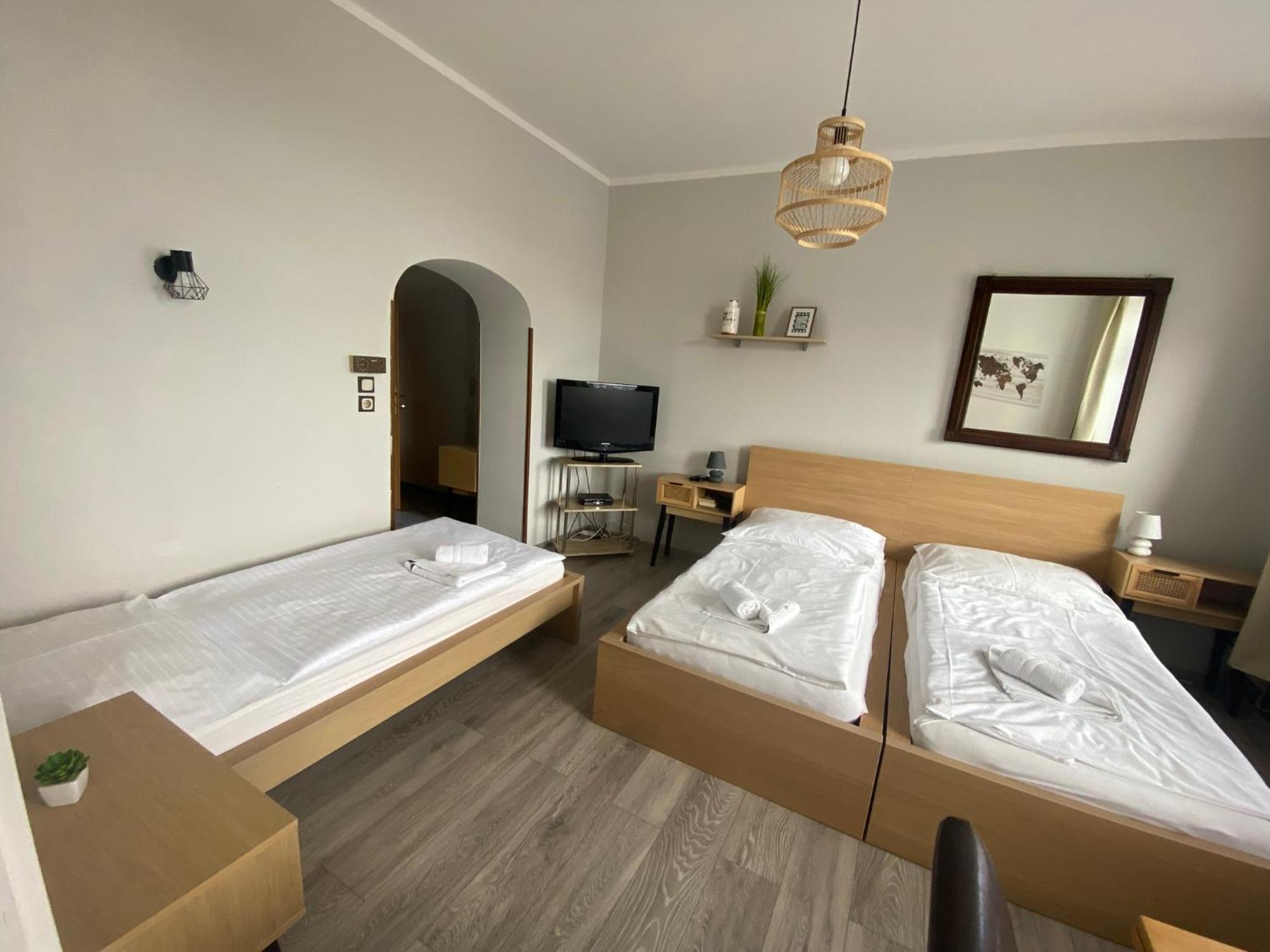 Lizzi Guest house 3*
