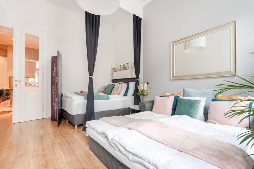 Relocation Or Expats, Only Long Term Stay! 2 Min To Metro * Vienna