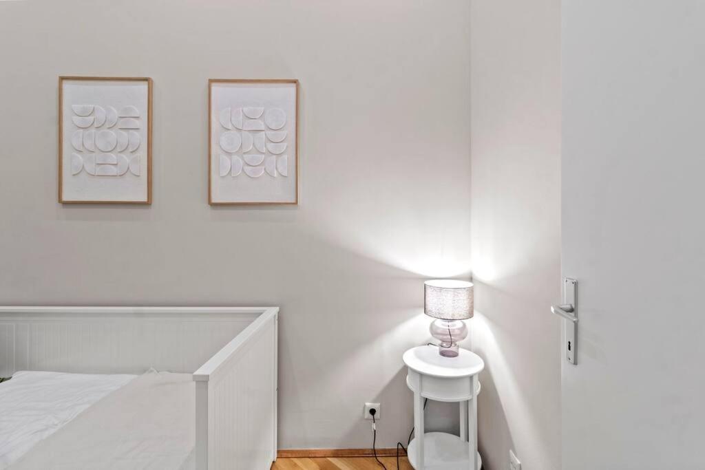 Apartamento Next To Mariahilferstrasse I Bars, Cafe I Fast Wifi