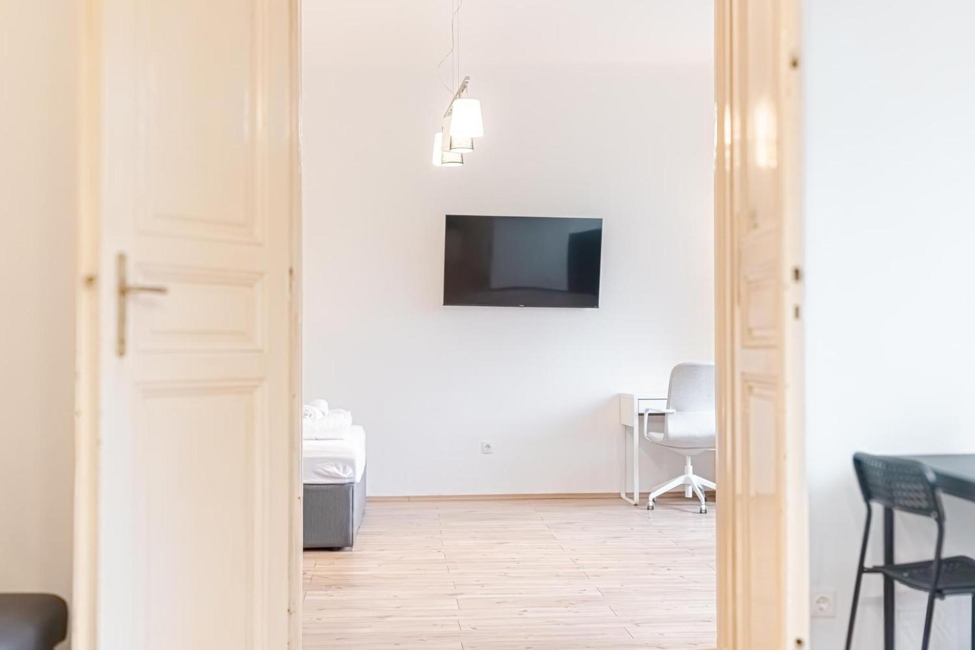 Appartamento Attractive 2br Near Akh Ideal For Longstays