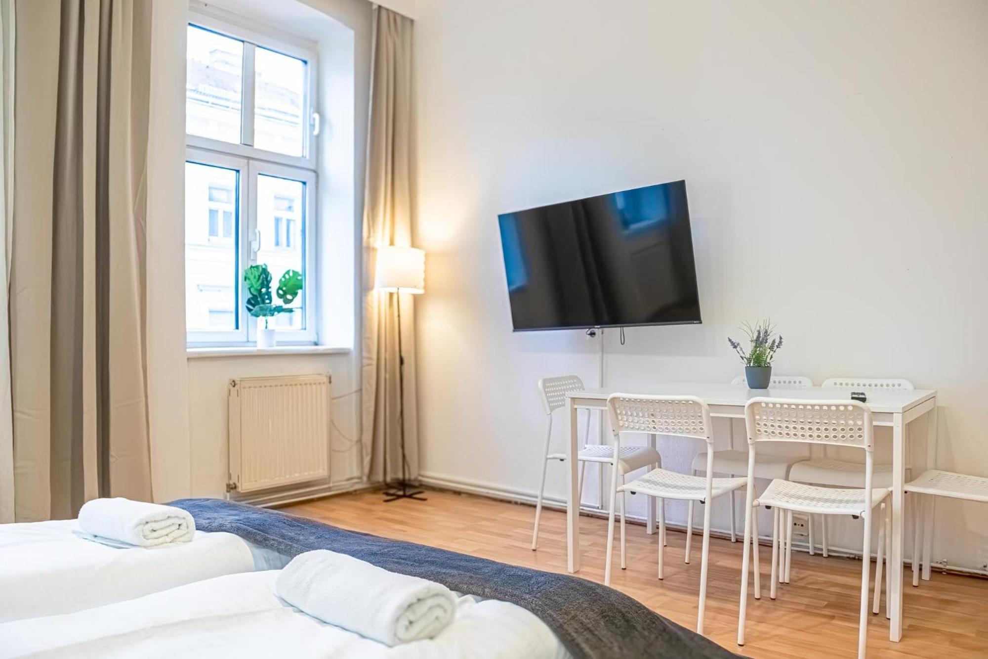 Apartment Delightful 2br Apt.-near Wiener Stadthalle