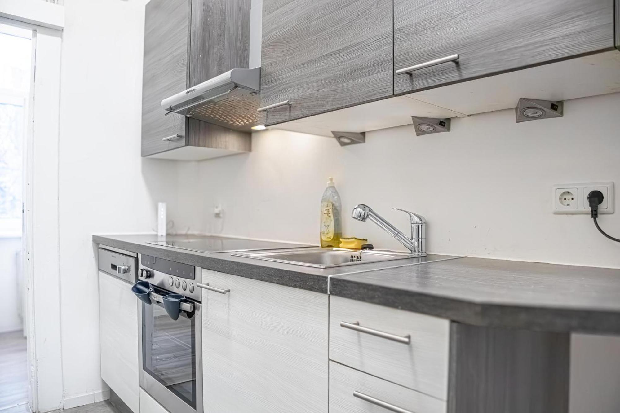 Delightful 2br Apt.-near Wiener Stadthalle Apartment Wien