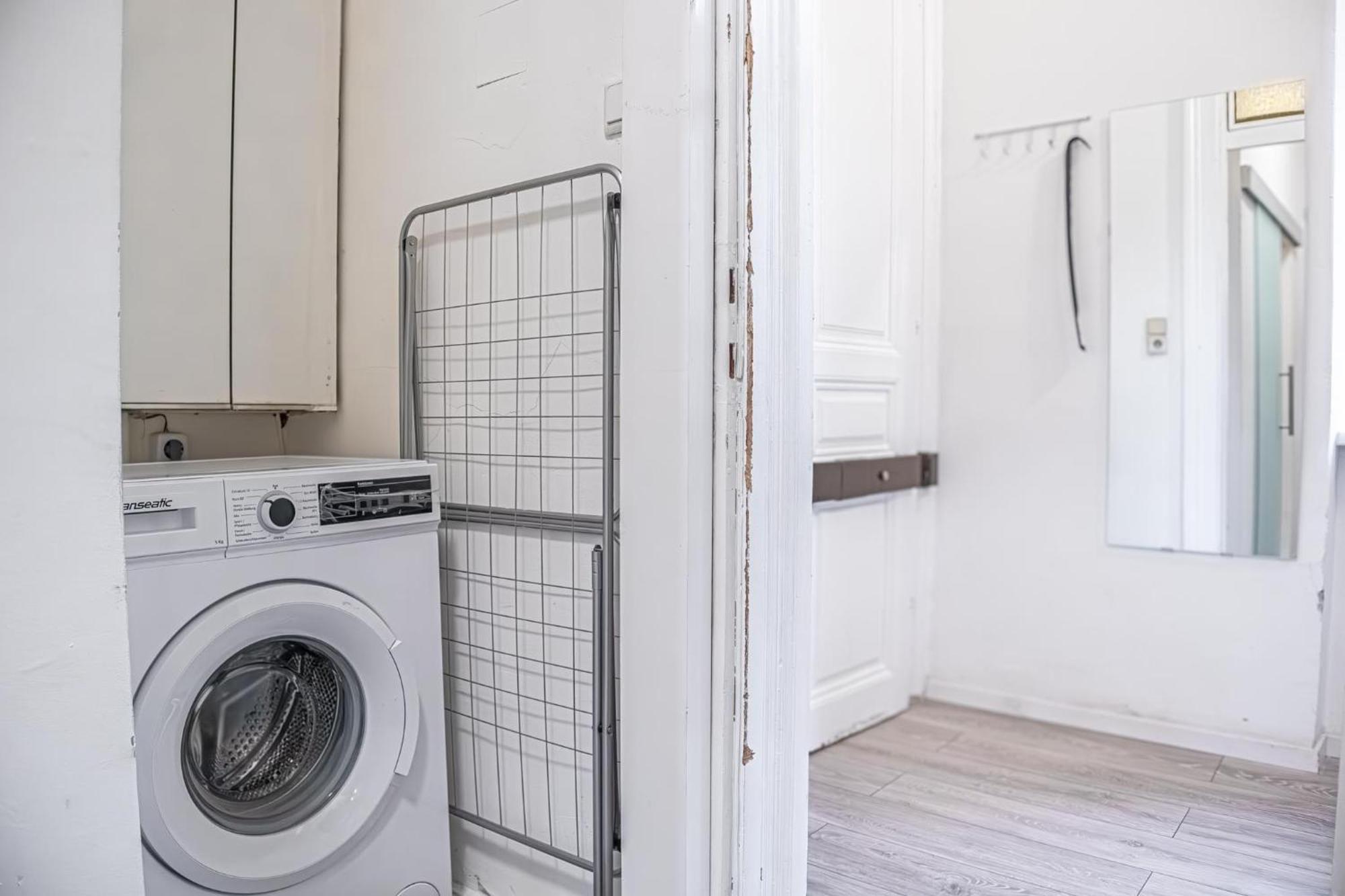 Apartment Delightful 2br Apt.-near Wiener Stadthalle Wien