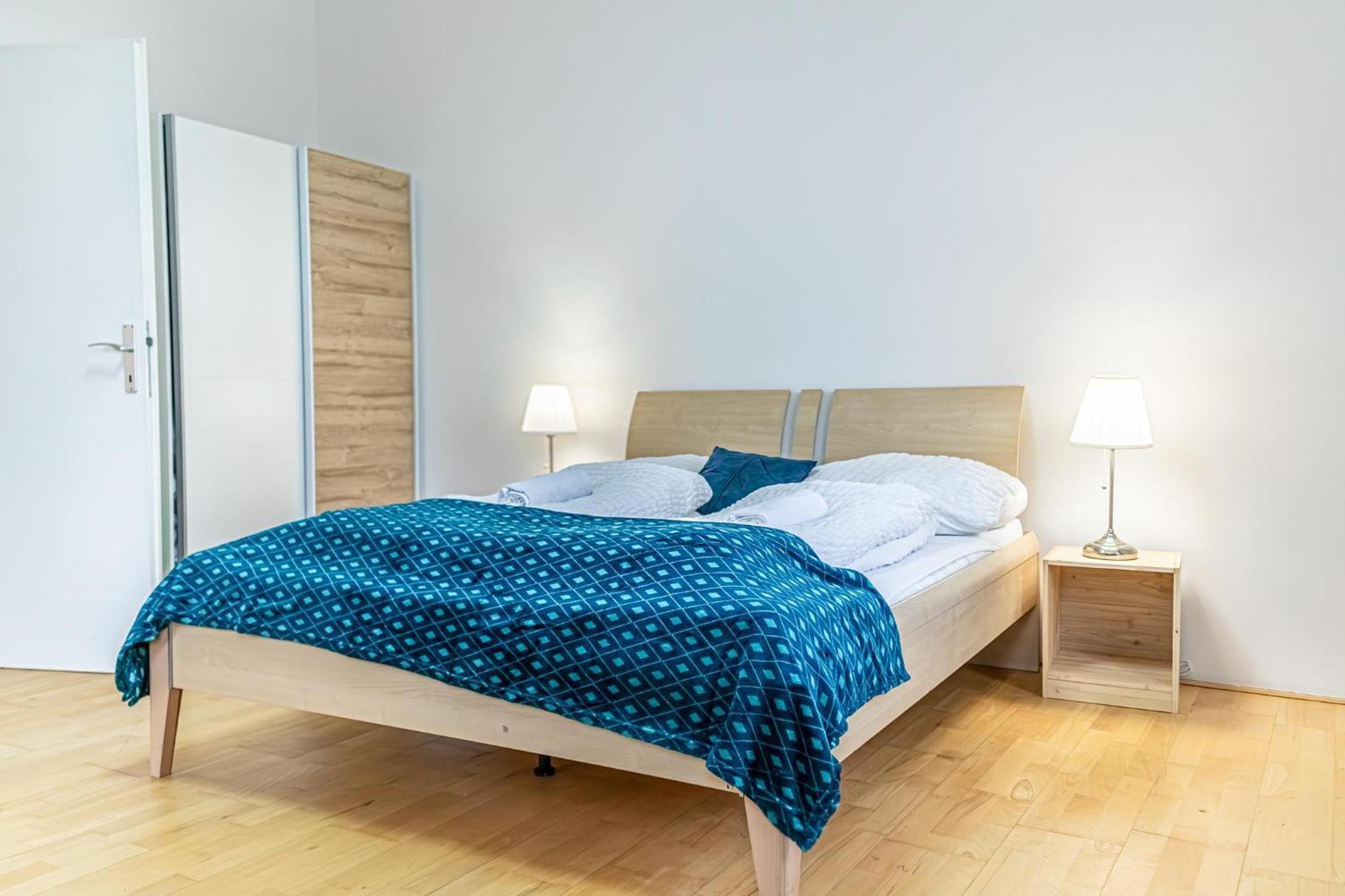 Elegant 2br Apt.@wiener Stadthalle/central Located *