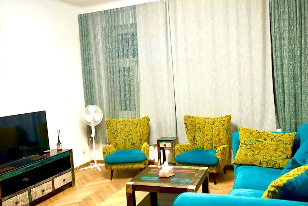 Super Apartment