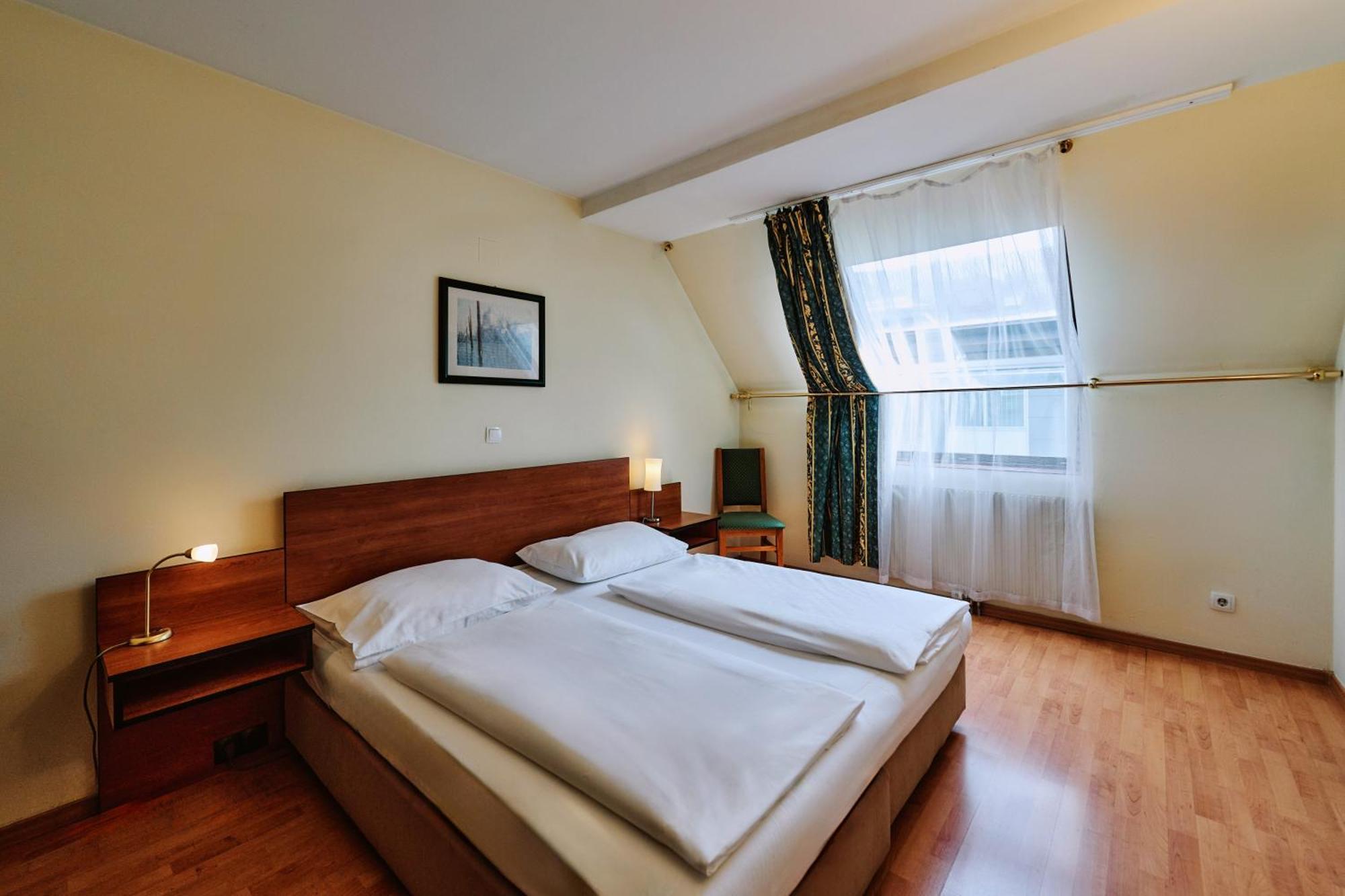 Hotel Deutschmeister Vienna