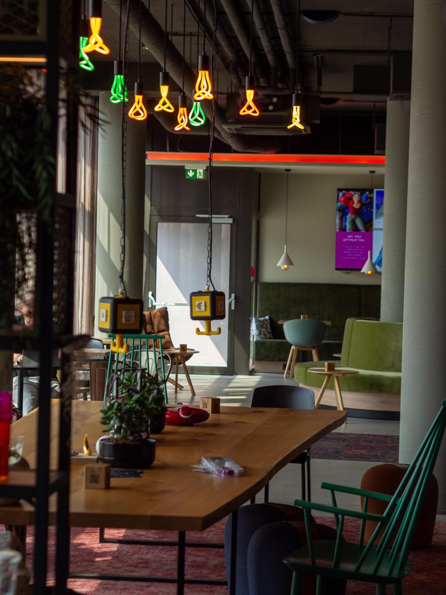 Hotel Moxy East *