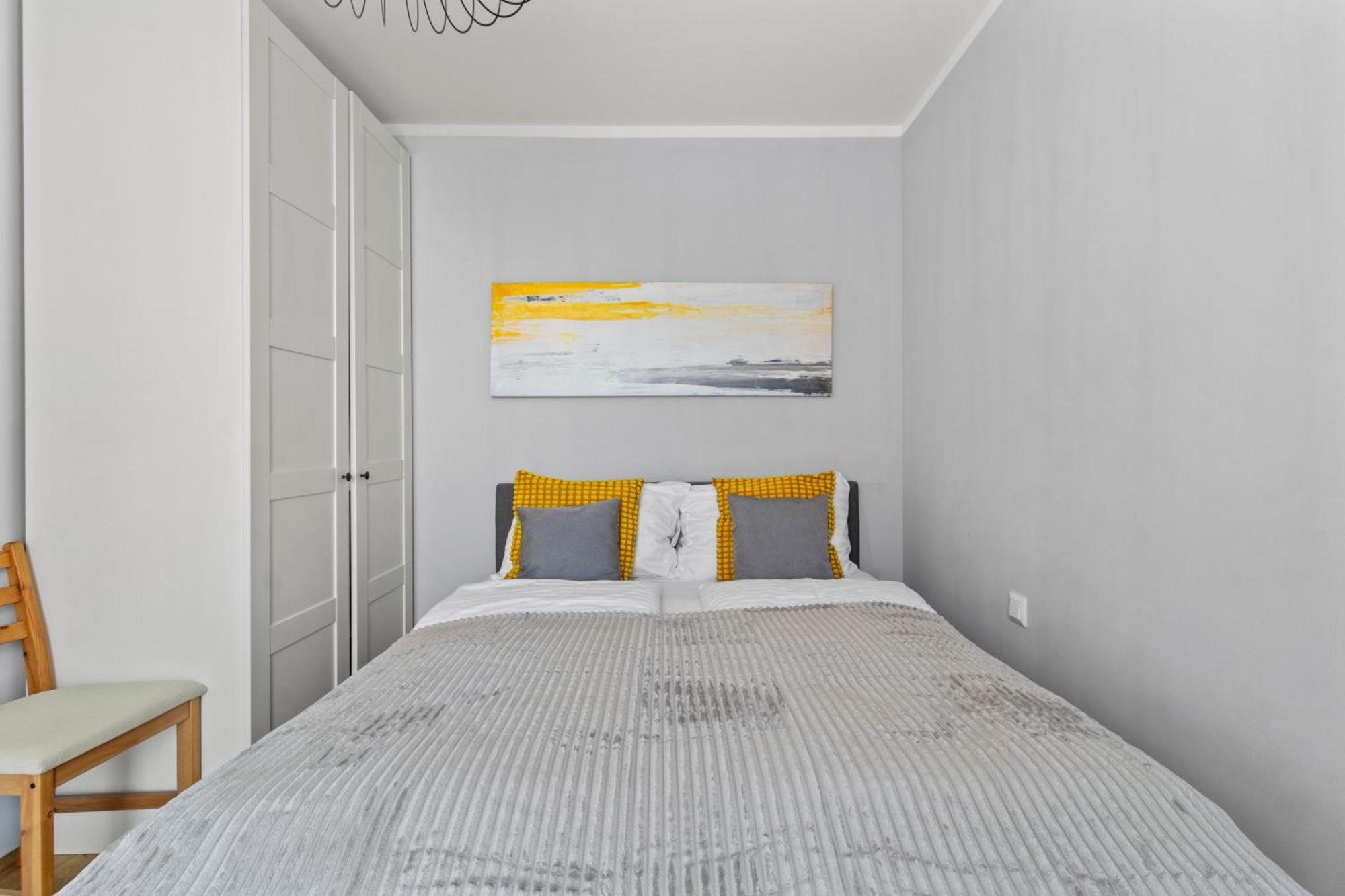 Apartment Free Parking I Balcony I 5 Min To Train Station Wien