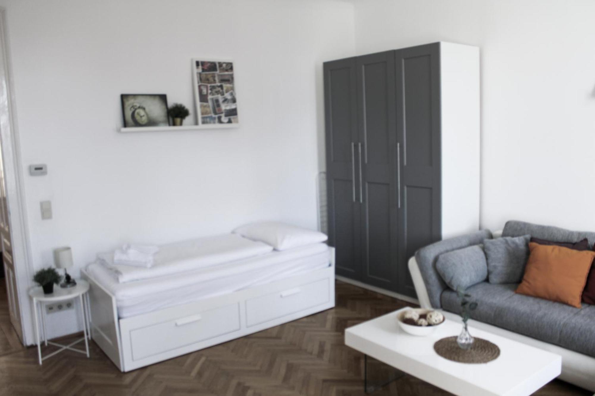 Spittelau Chillout Lounge By Ichbucheat Wien