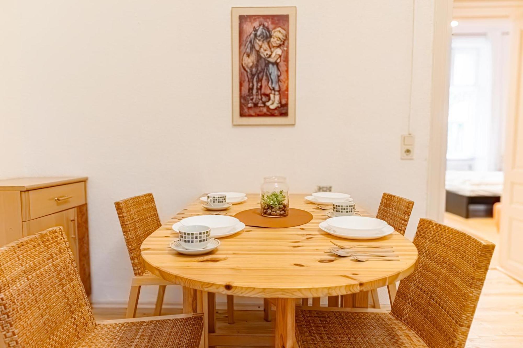 Apartment Chic - Very And Well Connected *