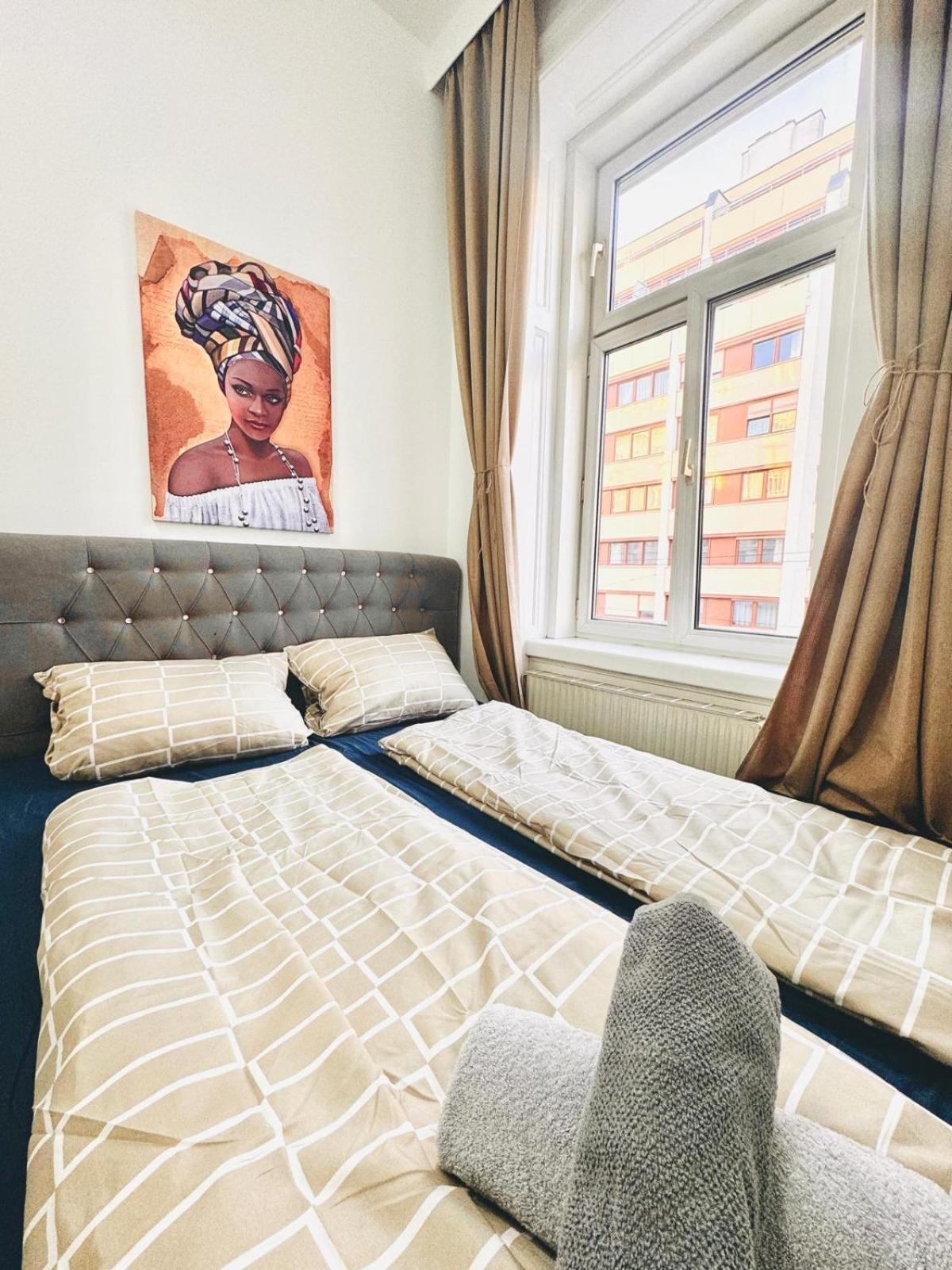 Cozy 9br Shared Apartment, Only 12min Walk To Augarten * Vienna
