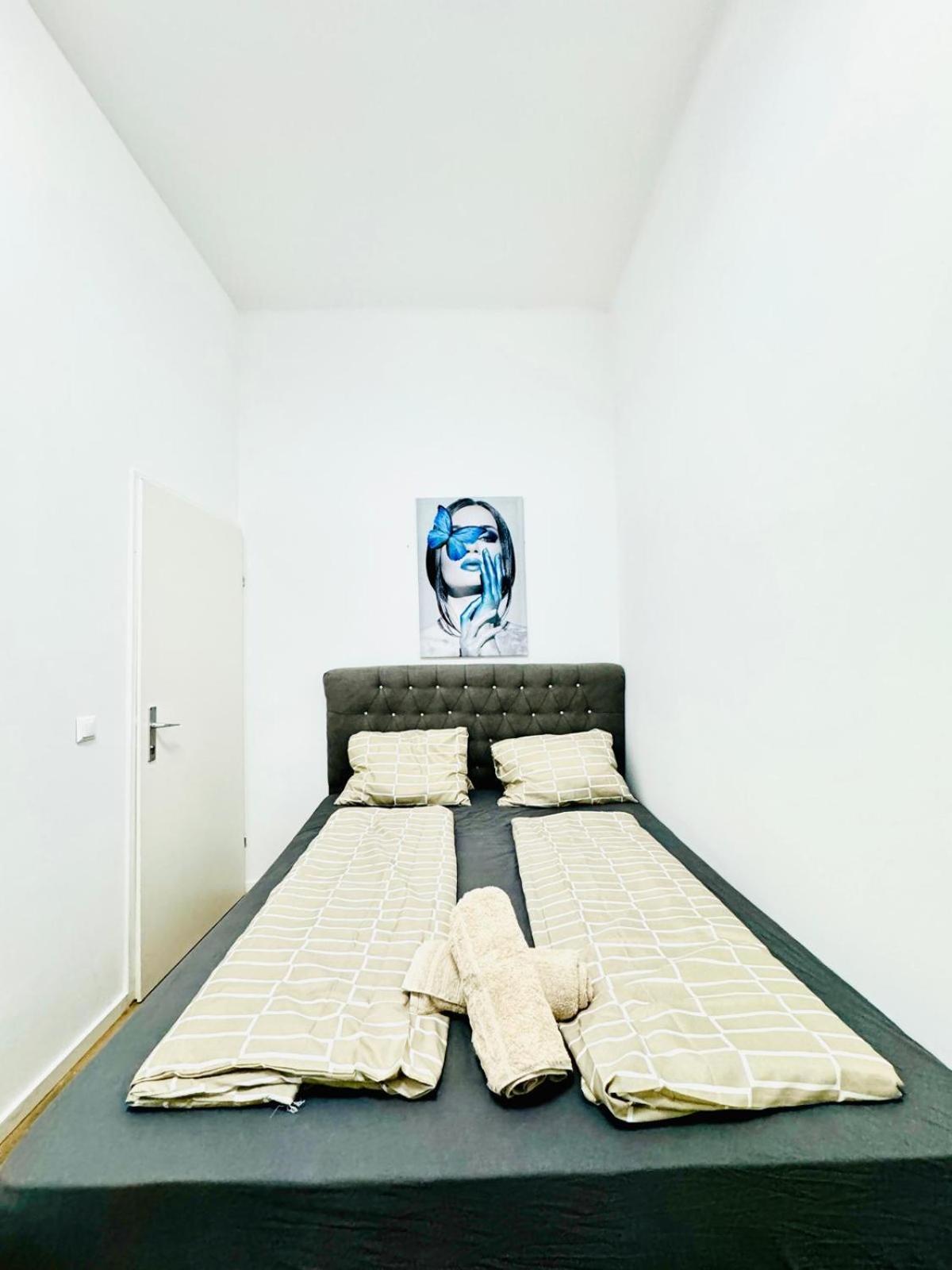 Apartment Cozy 9br Shared Apartment, Only 12min Walk To Augarten