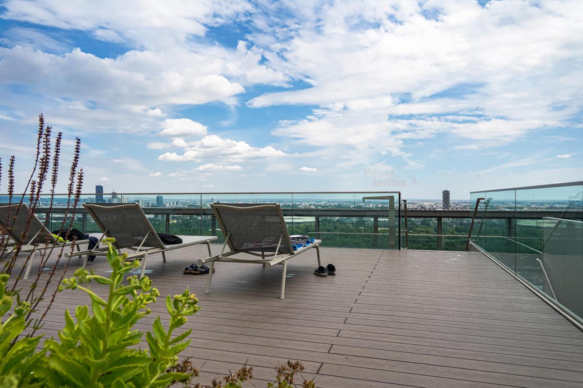 Luxury With View Over And Pool * Vienna