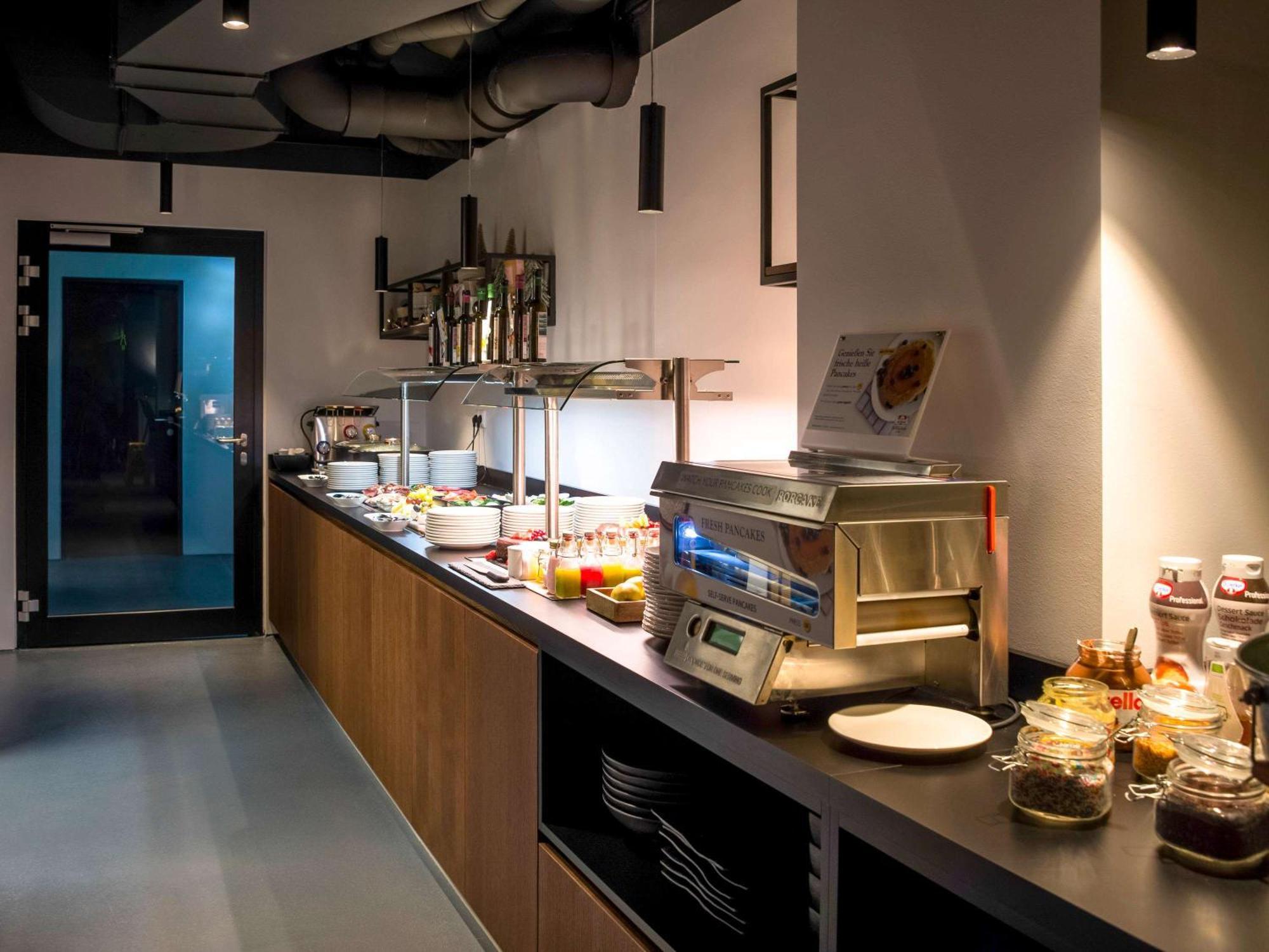 Ibis Styles Messe Prater Hotel 3*