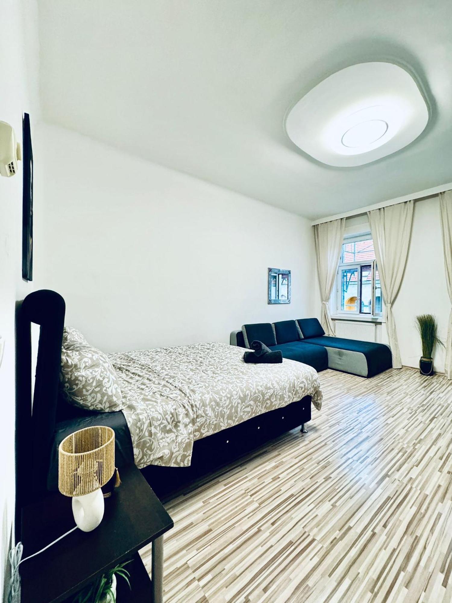 Affordable 2br Apartment, Close To Danube River Vienna