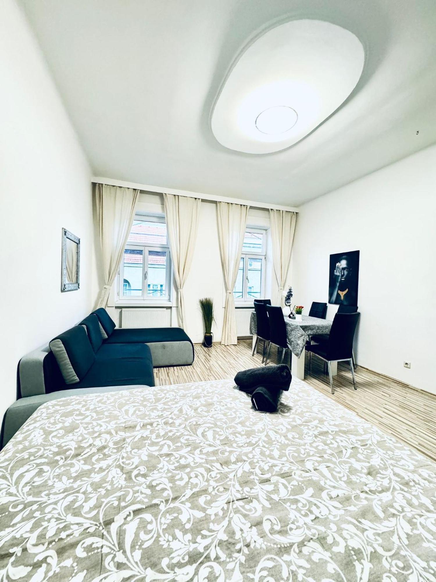Apartment Affordable 2br Apartment, Close To Danube River *