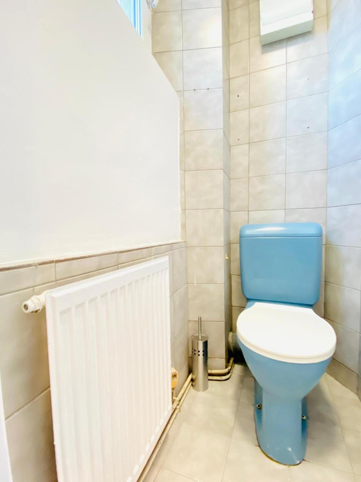 Bright 5br Shared W Great Transport Link