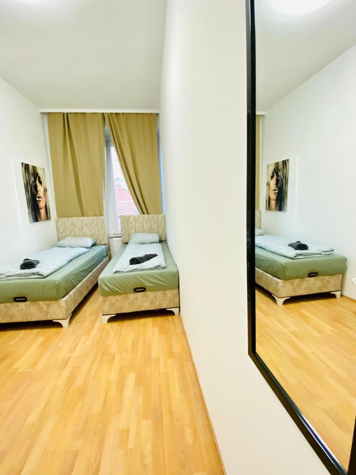Apartment Bright 5br Shared W Great Transport Link Wien