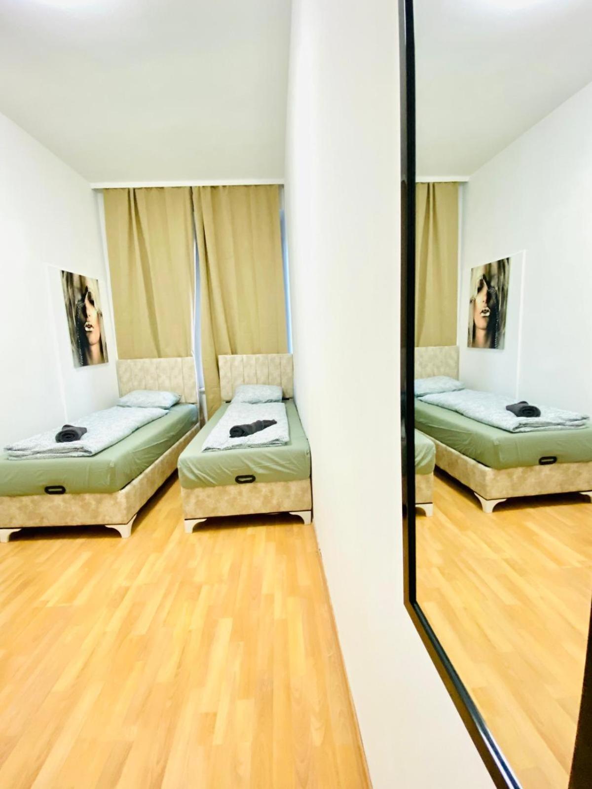 Apartment Bright 5br Shared W Great Transport Link
