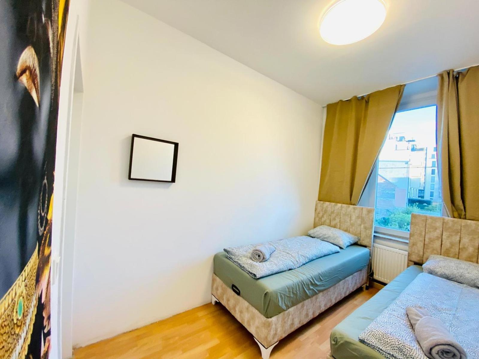 Bright 5br Shared W Great Transport Link Wien