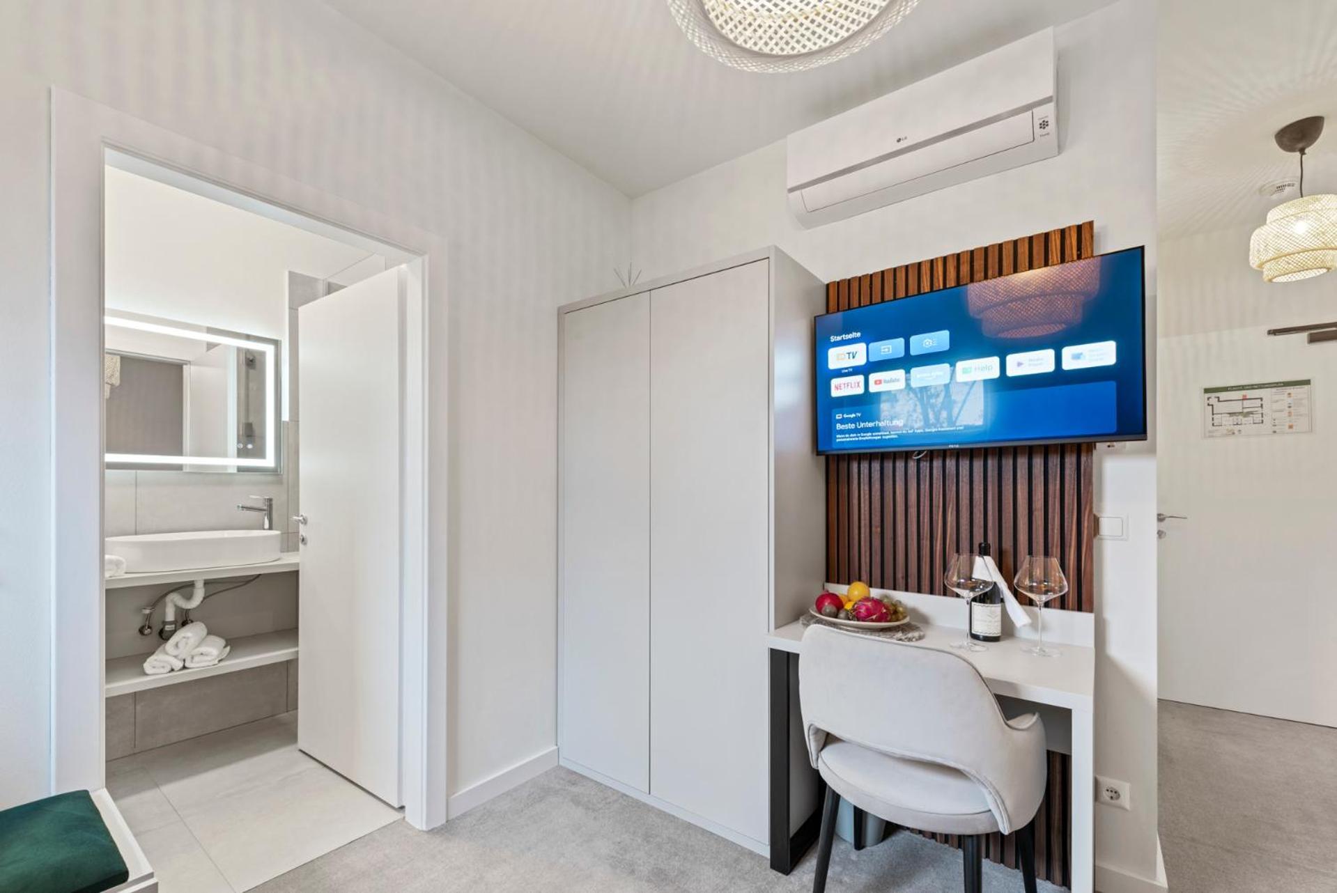 Vive & Restaurant Hotel *