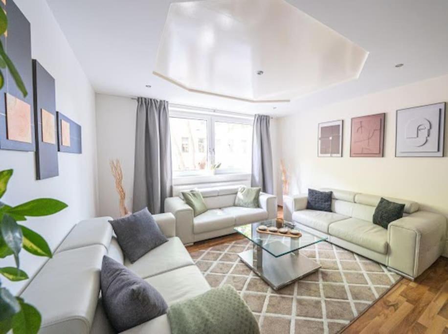 Apartment Big Luxury 3br Near Center