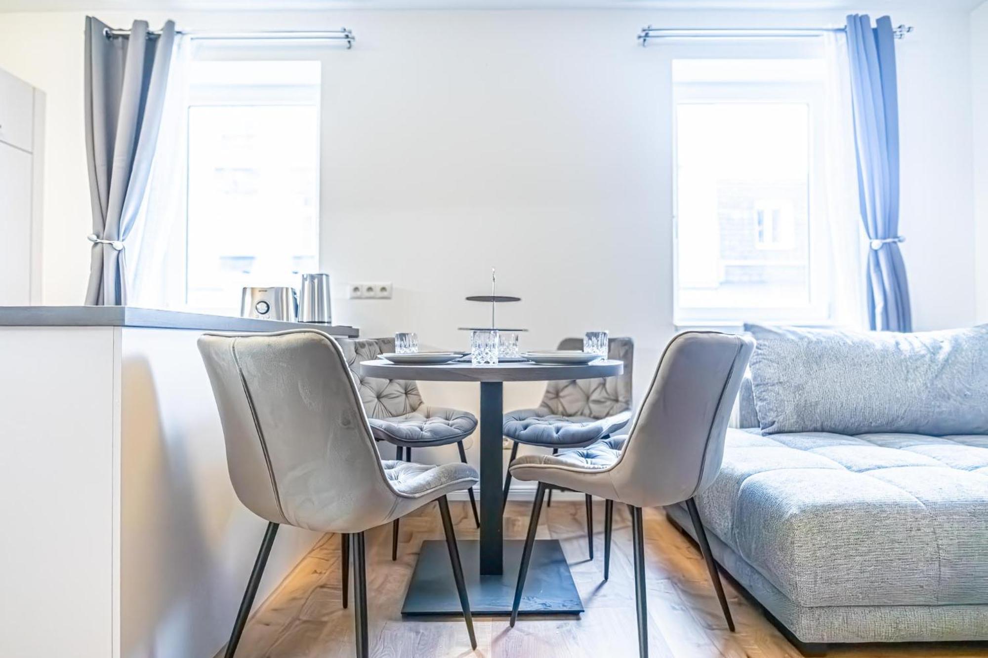 Apartment Charming 1br And 1lr Modern Design Donaustadt *