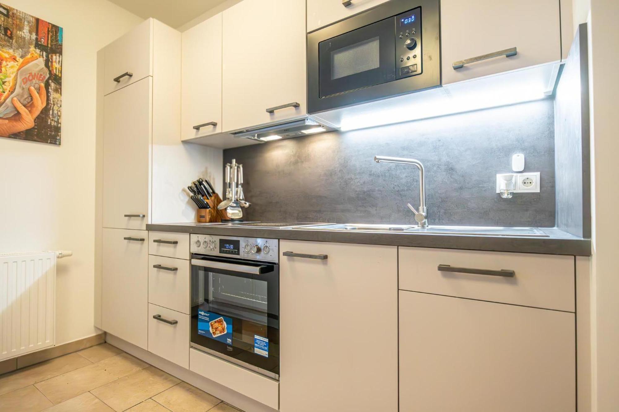 Appartamento Charming 1br And 1lr Modern Design Donaustadt