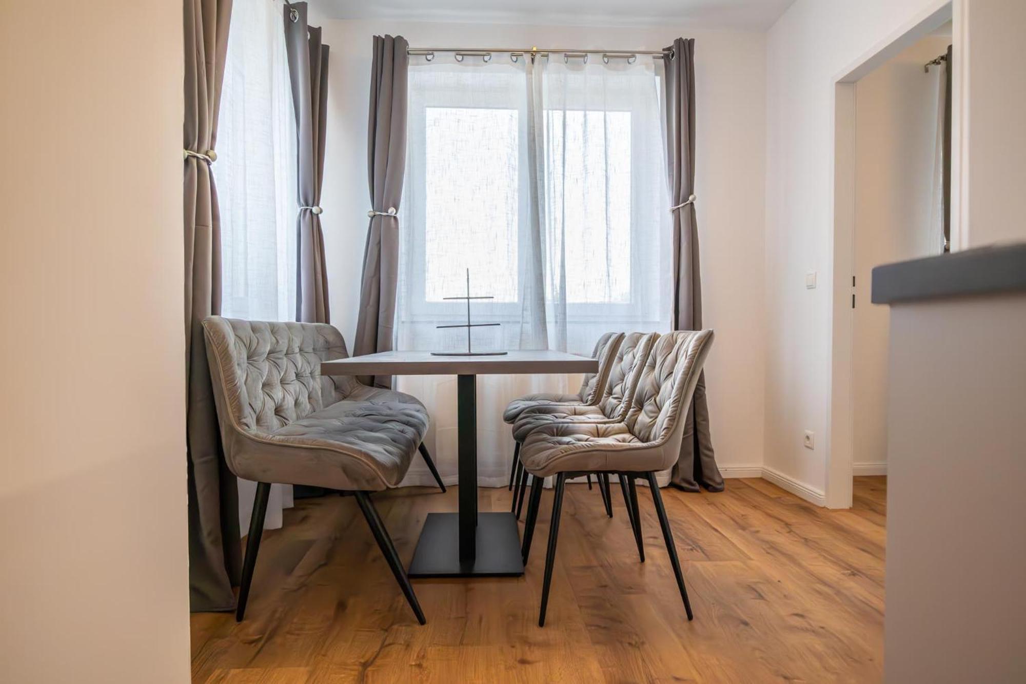 Apartment Charming 1br And 1lr Modern Design Donaustadt *