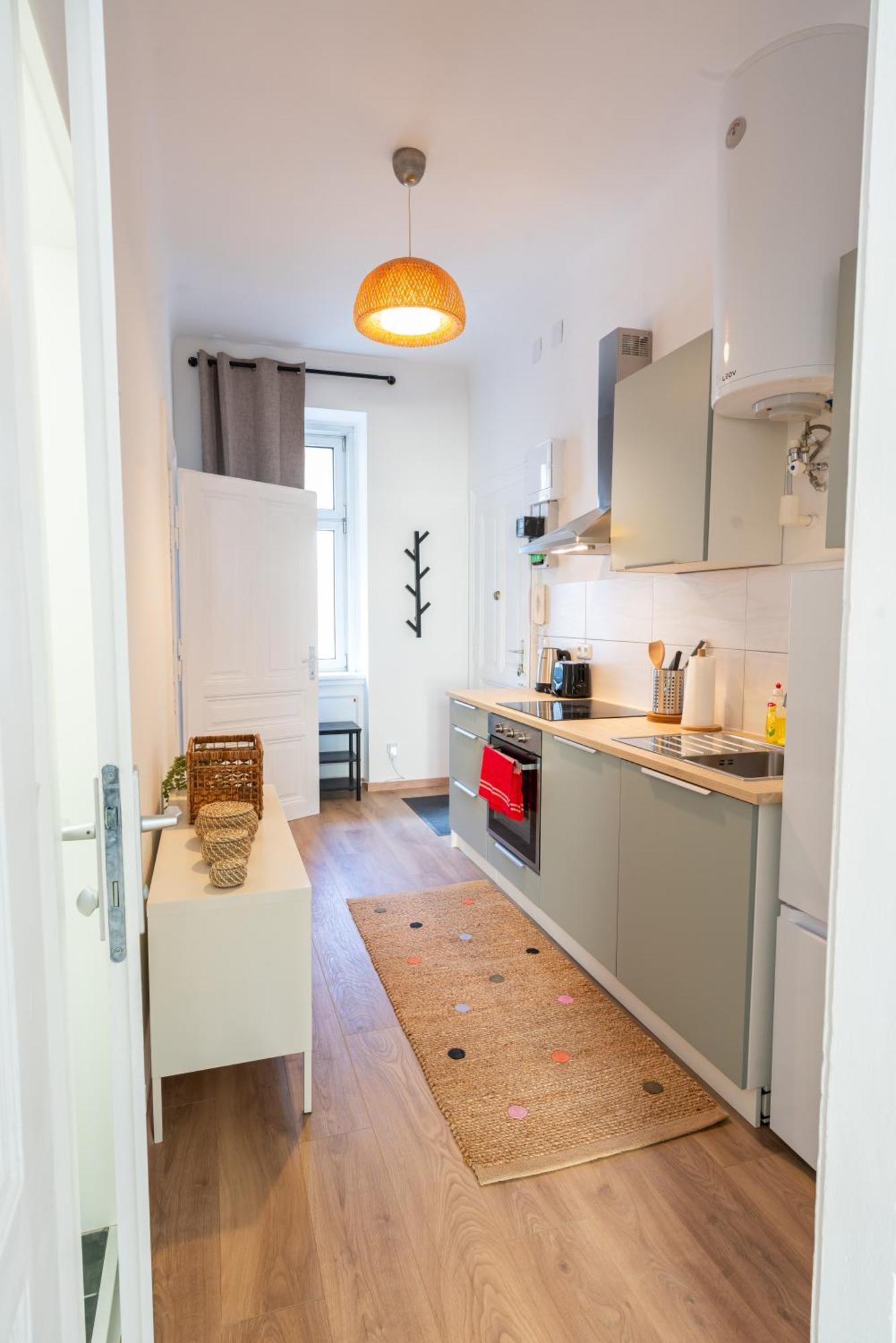 Apartment 1110 *