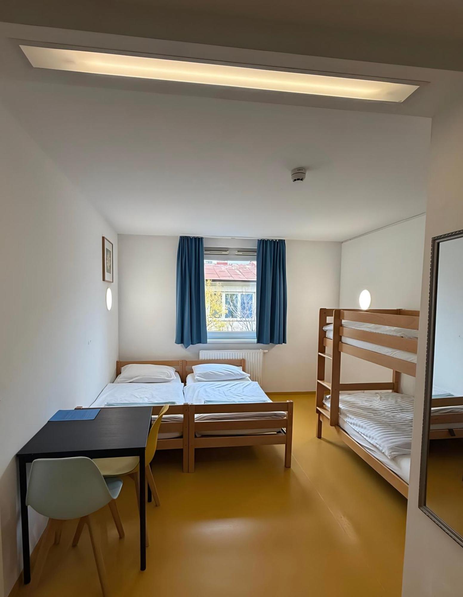 Albergue A&t &