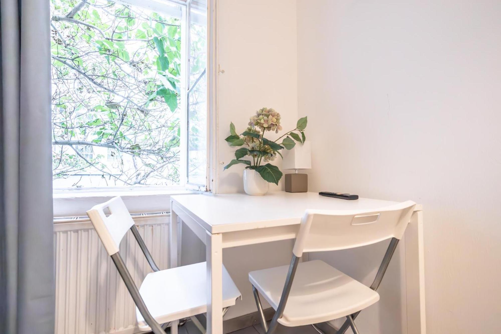 Apartment Central Belvedere 3br Shared - 12 Min From City Center Wien