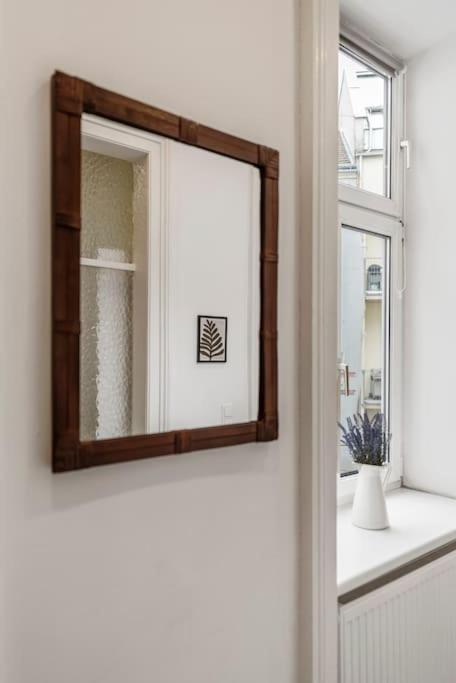 Stylish & Modern Viennese