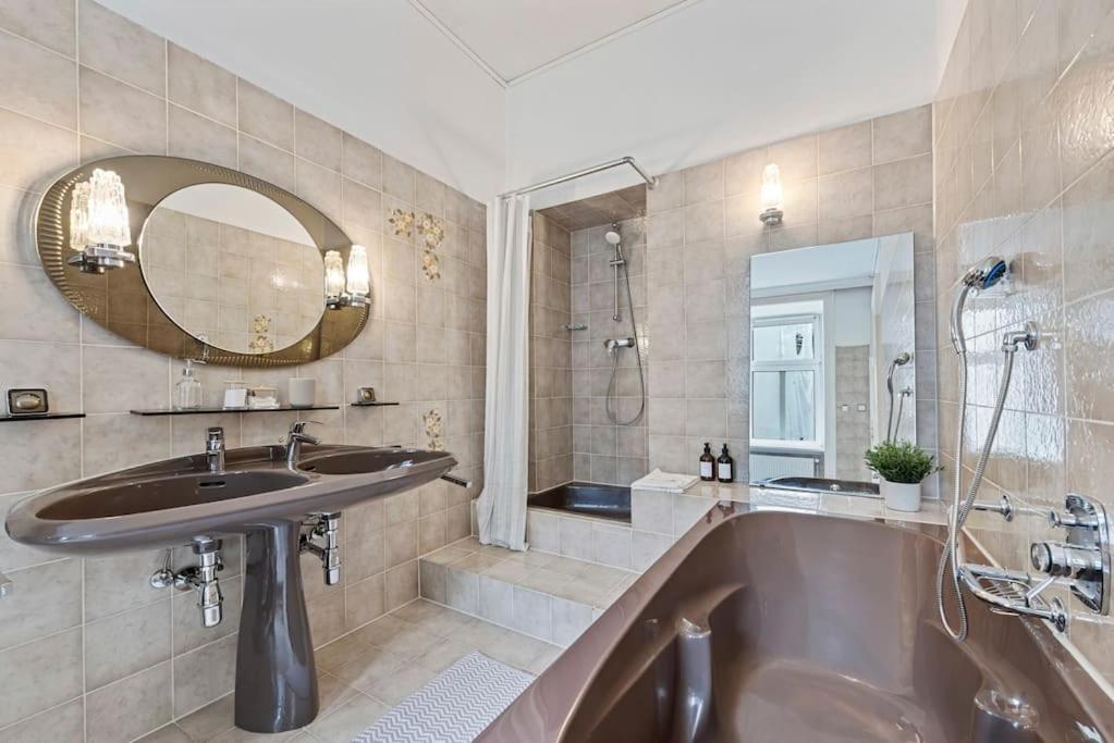 Stylish & Modern Viennese * Vienna
