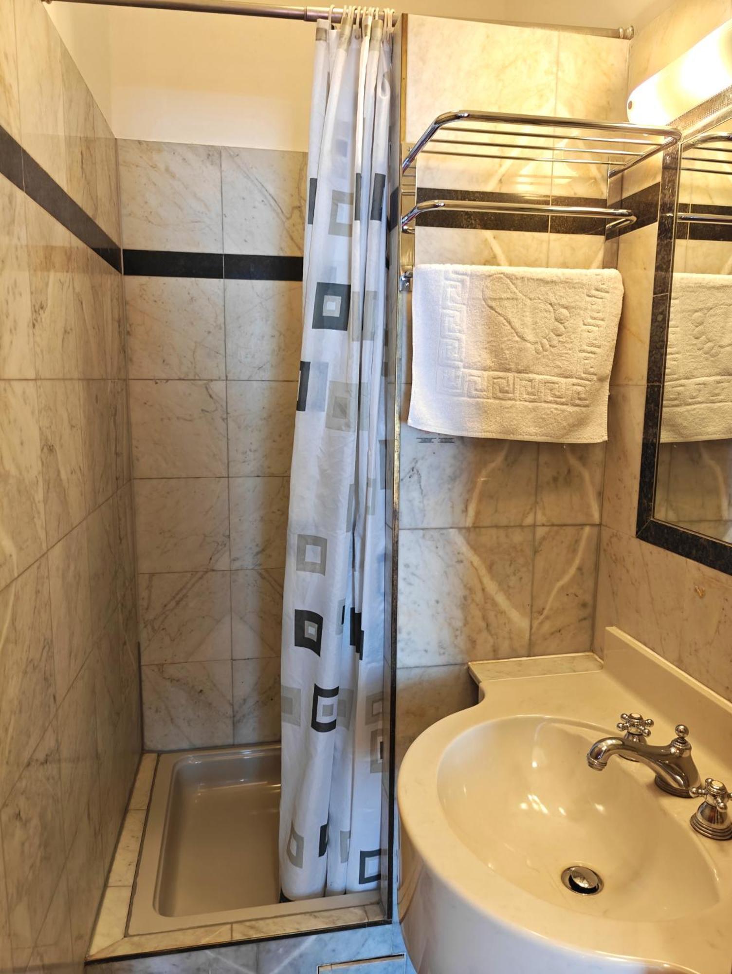 Viktoria Hotel Viena