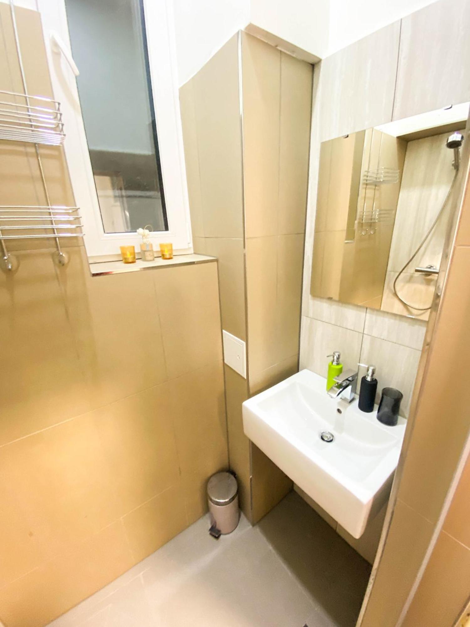 Apartment Senator Flat Paulus Vienna
