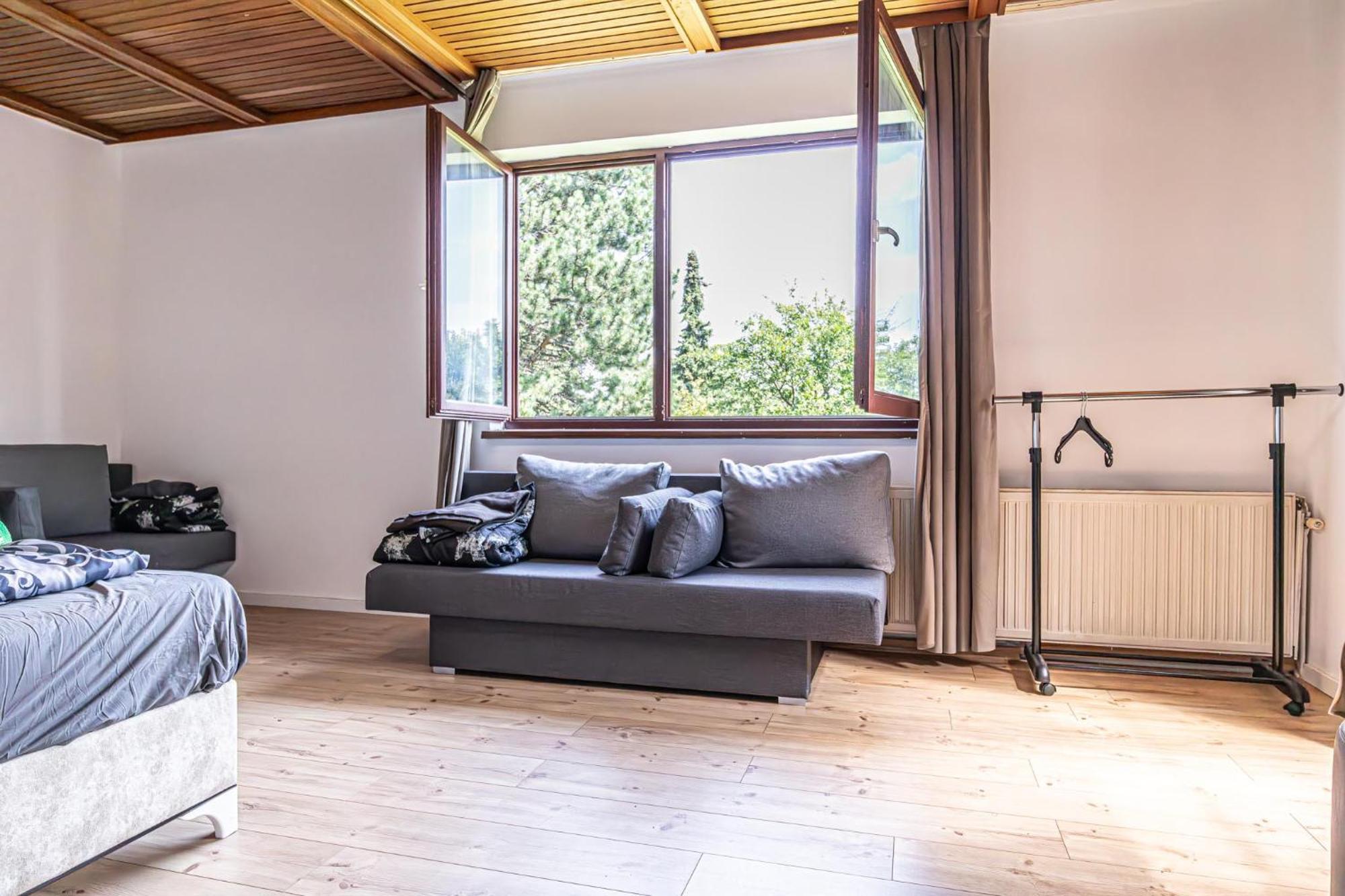 Comfy In Shared With Terrace And Garden Hostel *