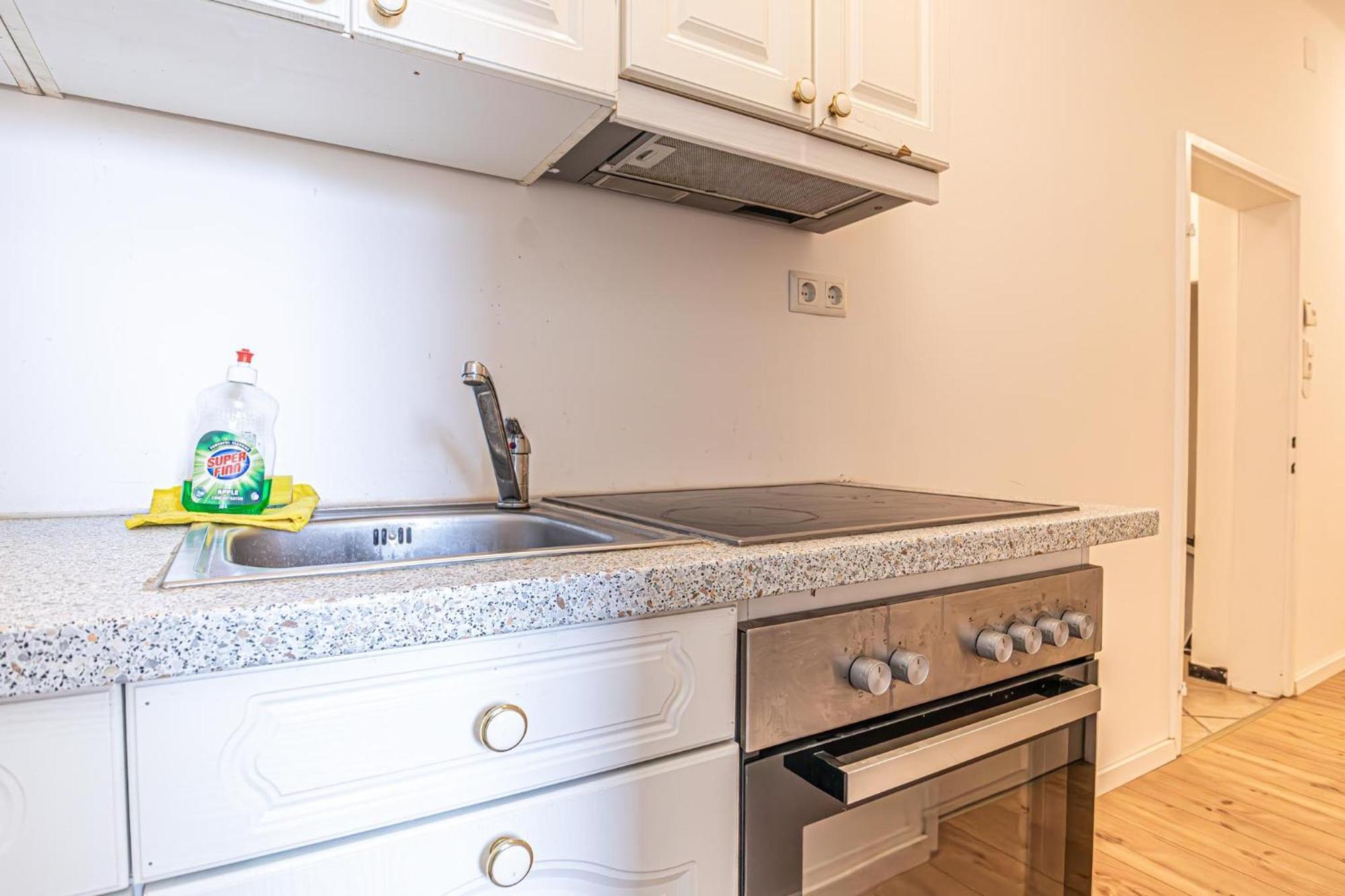 Comfy In Shared With Terrace And Garden Hostel *
