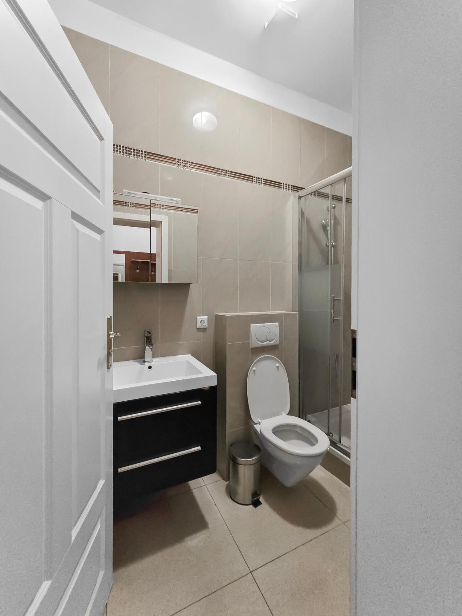 Charming One-bedroom Near Millennium Apartment Vienna