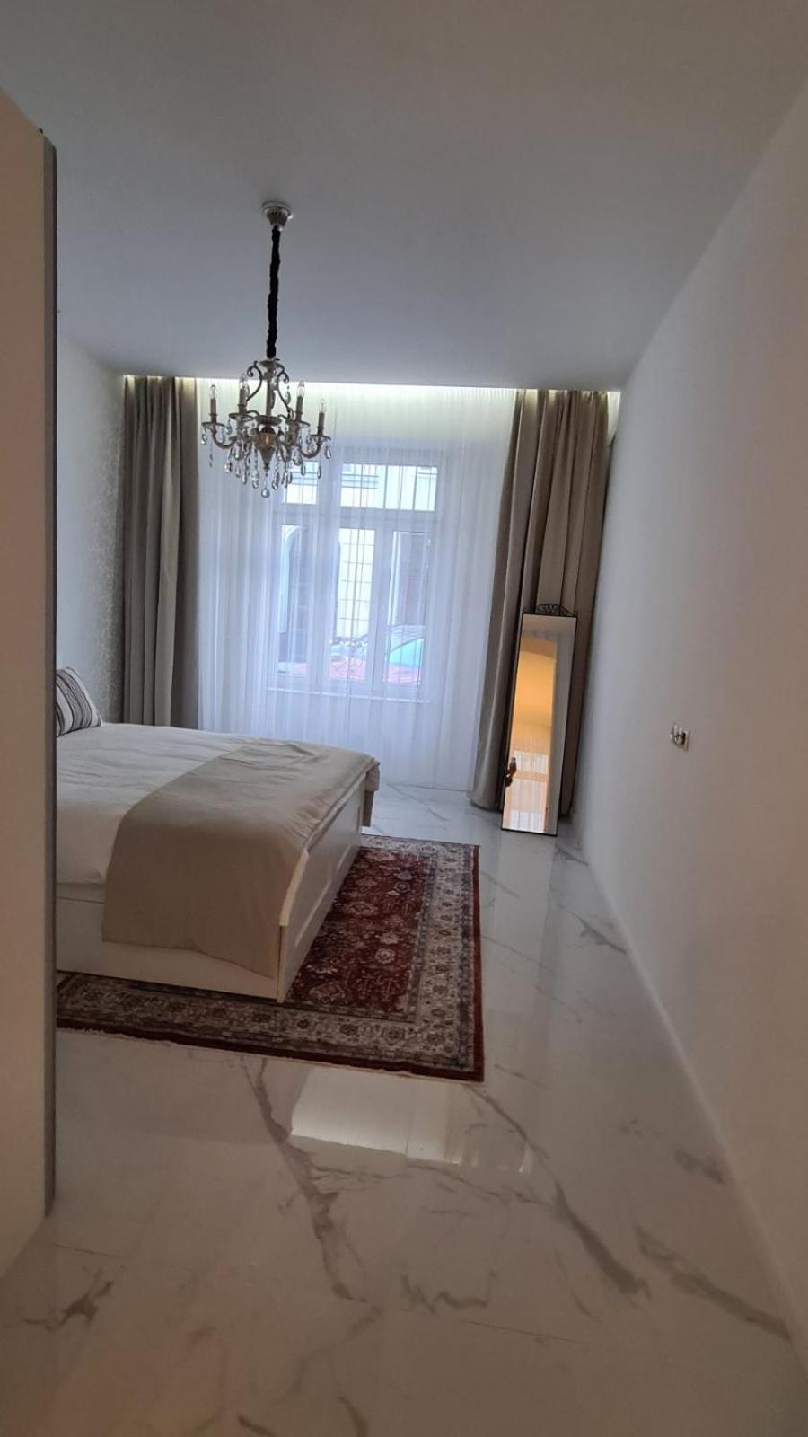 Schoenbrunn Apartment
