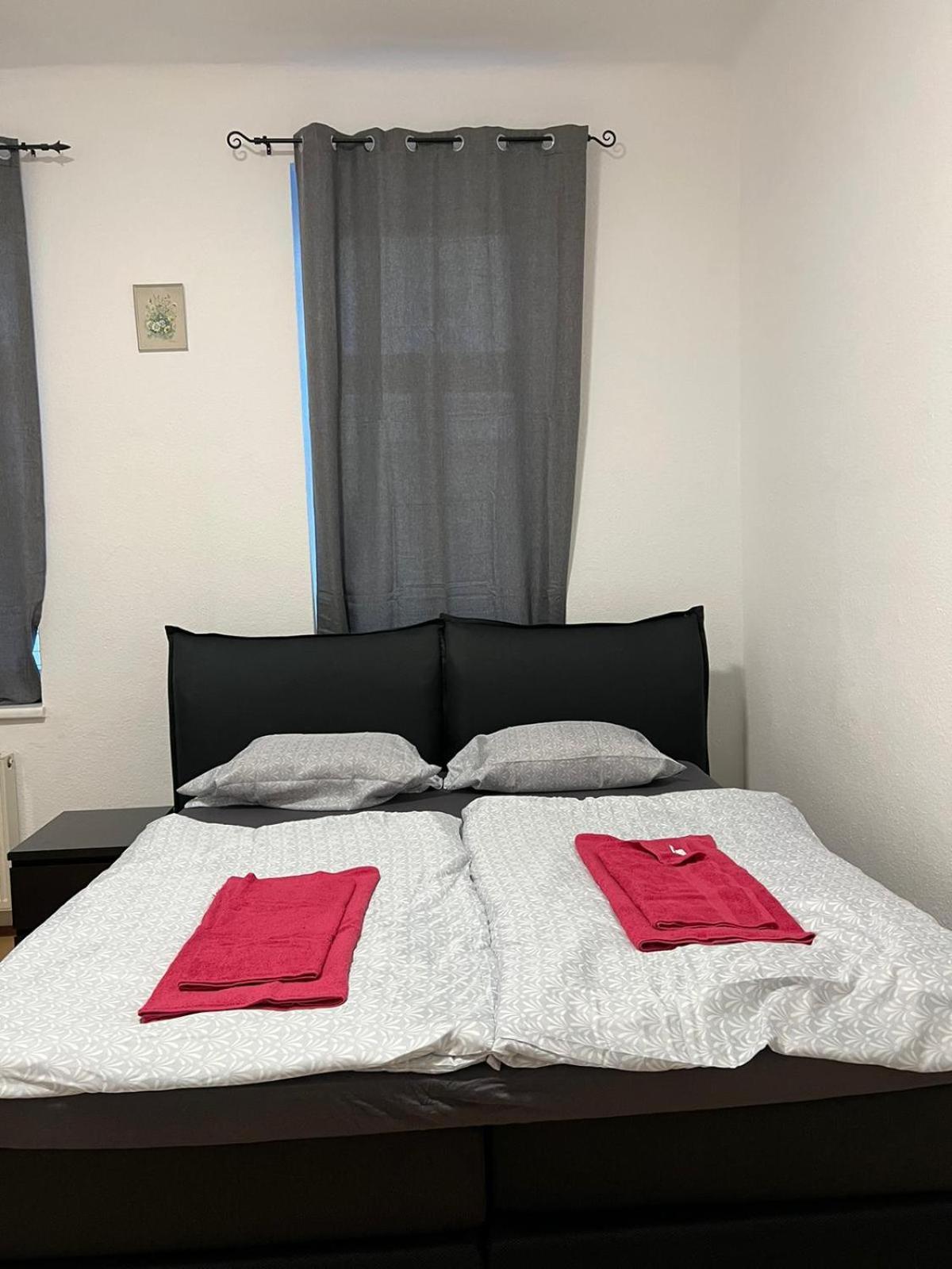 Lovely 3br Aptbshared Next To Meidling Station Vienna