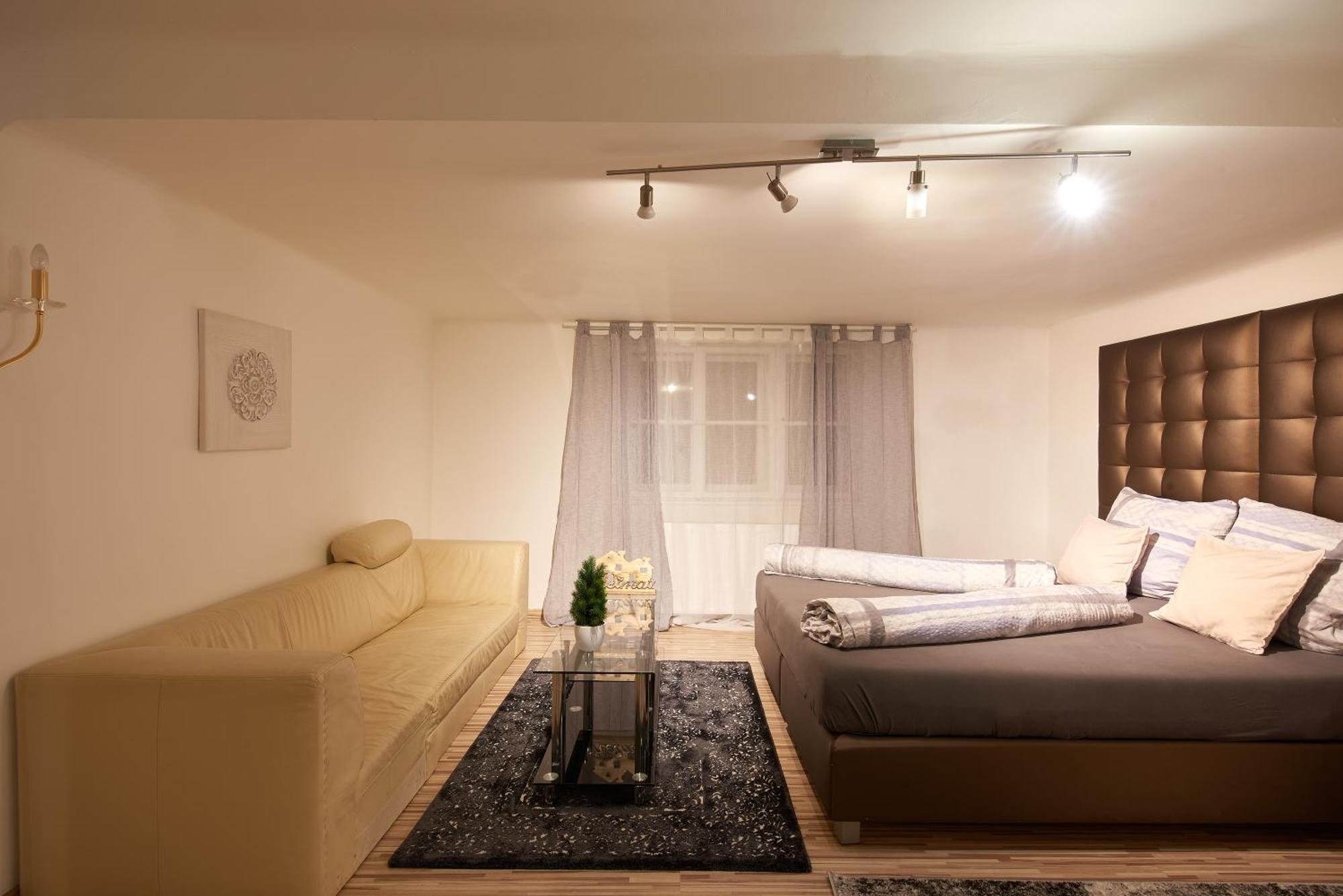 Schoenbrunn Palace Loft With Free Parking 24h Check-in