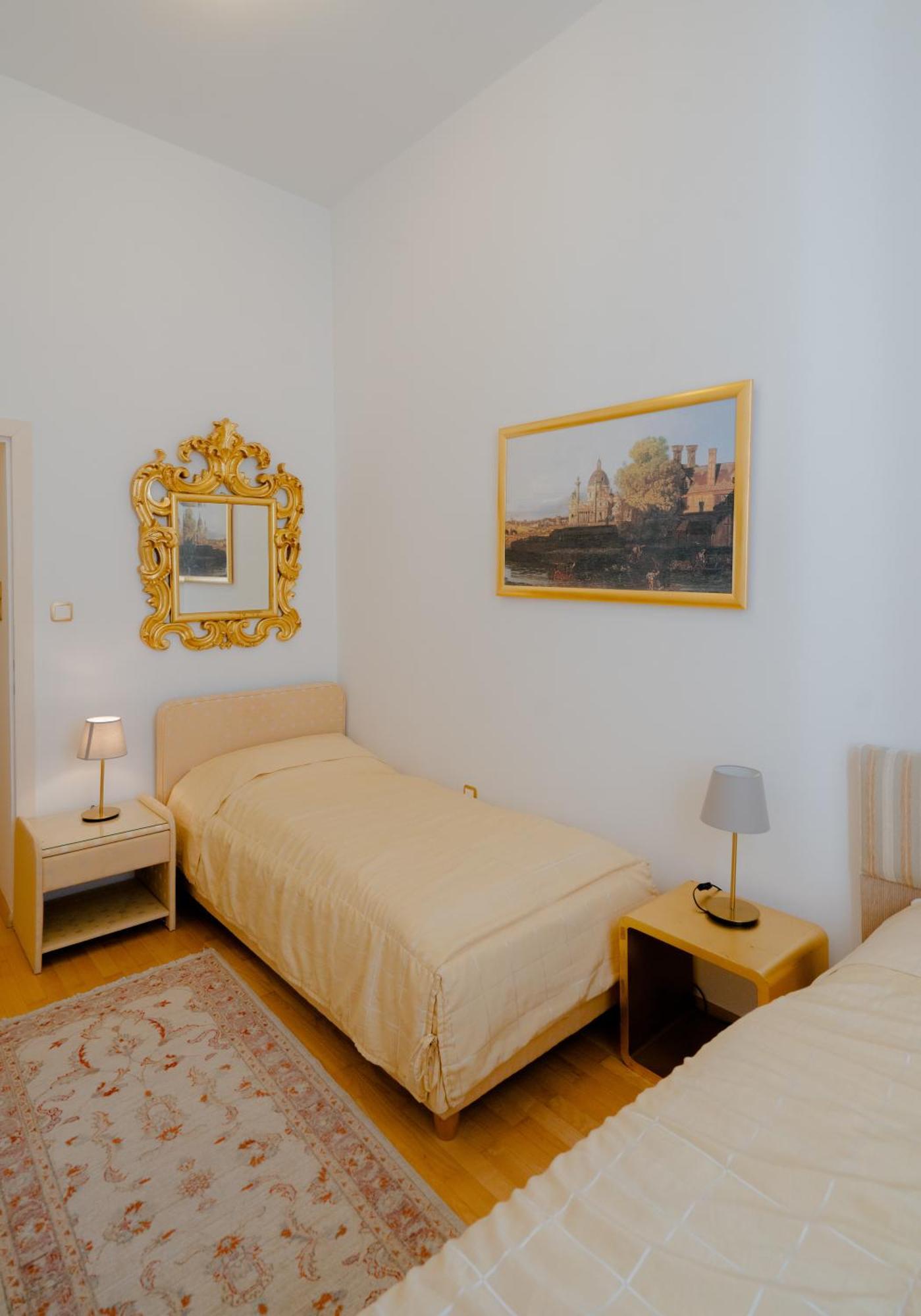 Empress Sisi Royal Apartment *