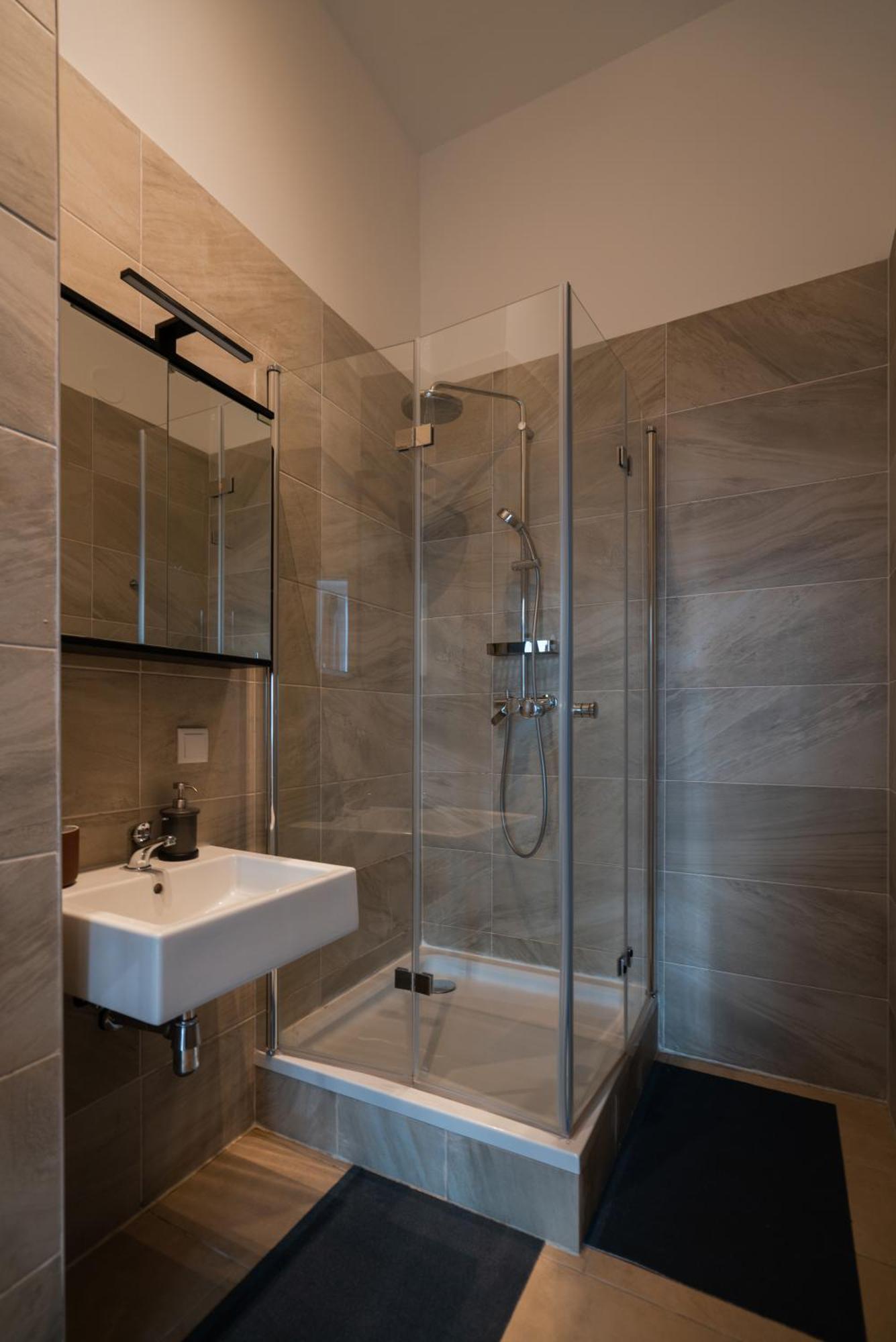 Apartment New Favoriten - Serviced Vienna