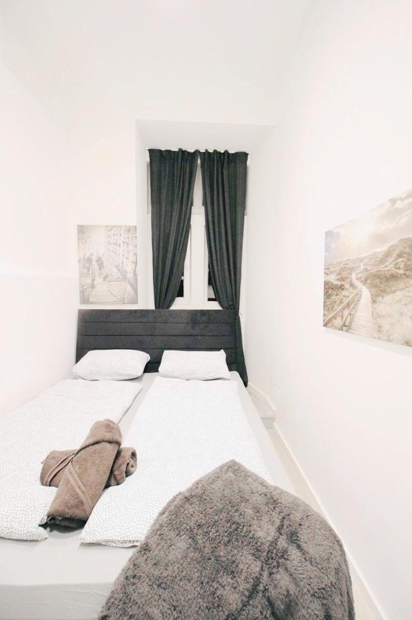 Comfortable In Akh Area Homestay