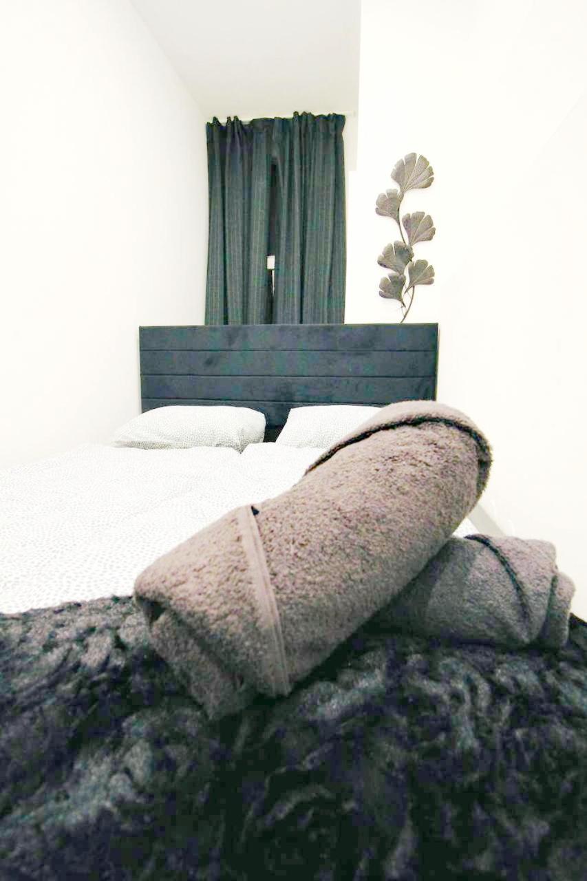 Comfortable In Akh Area Vienna