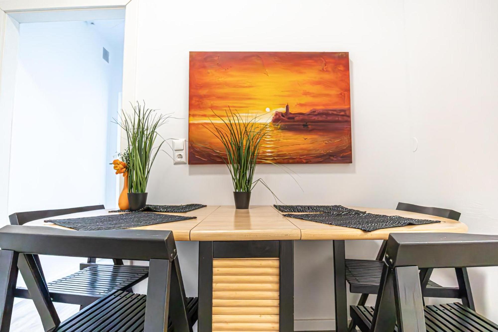 Hostel Near Schoenbrunn - Economy In Shared At Meidling Train Station *